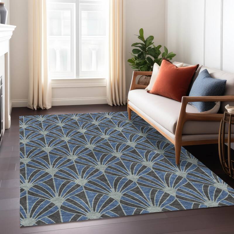 Machine Washable Indoor/ Outdoor Casual Kim Chantille Rug