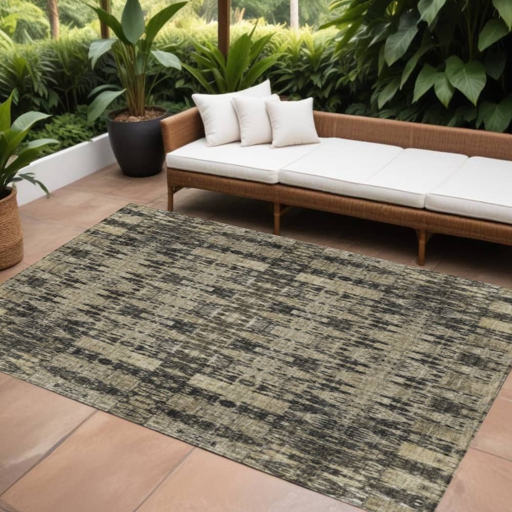 HomeRoots Moroccan Transitional Rectangle Outdoor Rug