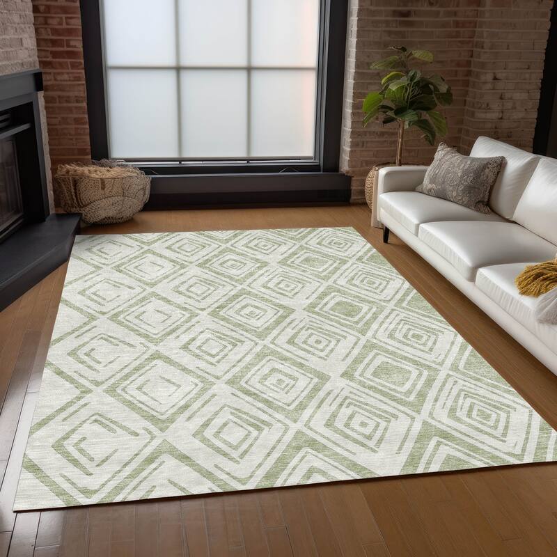 Machine Washable Indoor/ Outdoor Chantille Ombre Diamonds Rug