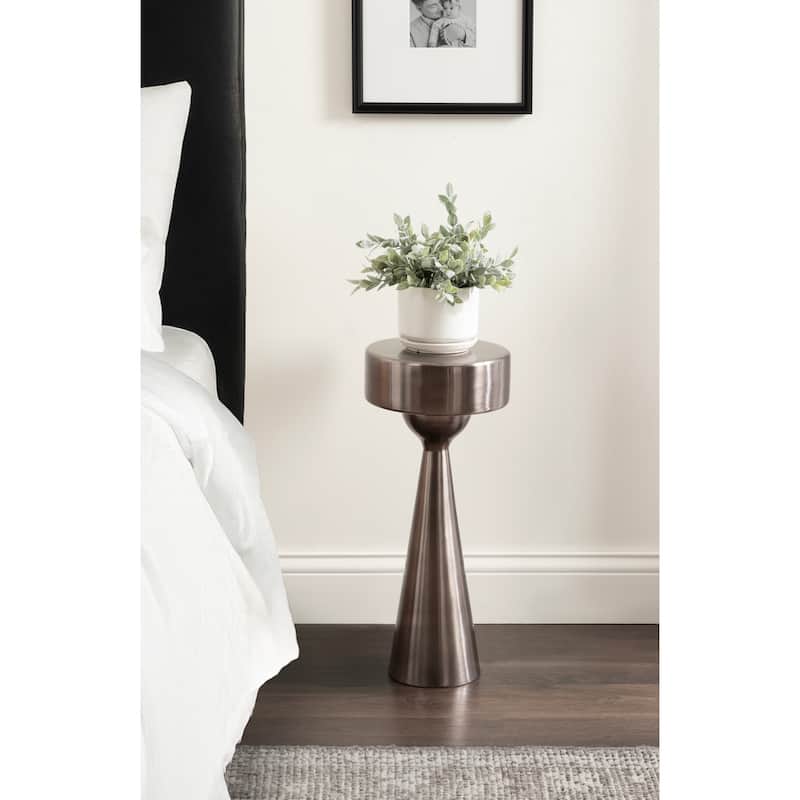 Kate and Laurel Solbrett Metal Table