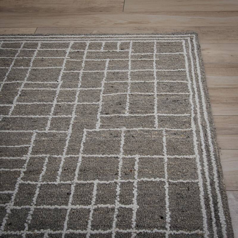 Alora Decor Lofton Geometric Contemporary Wool Rug