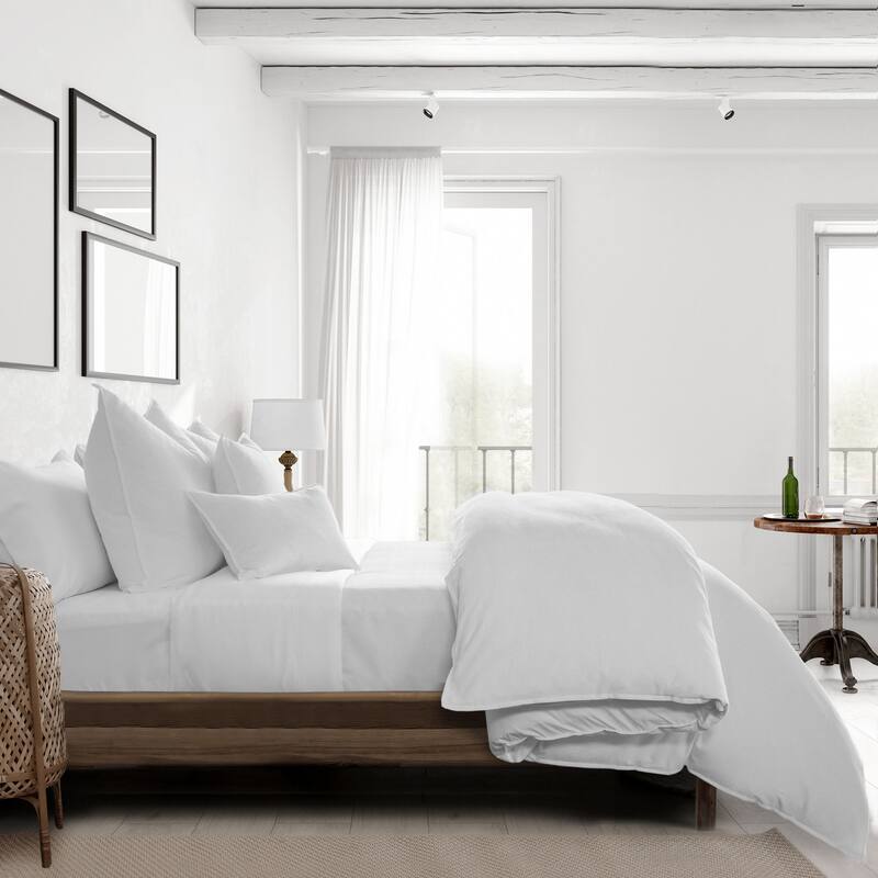 Braxton White Coverlet and Pillow Sham(s) Set