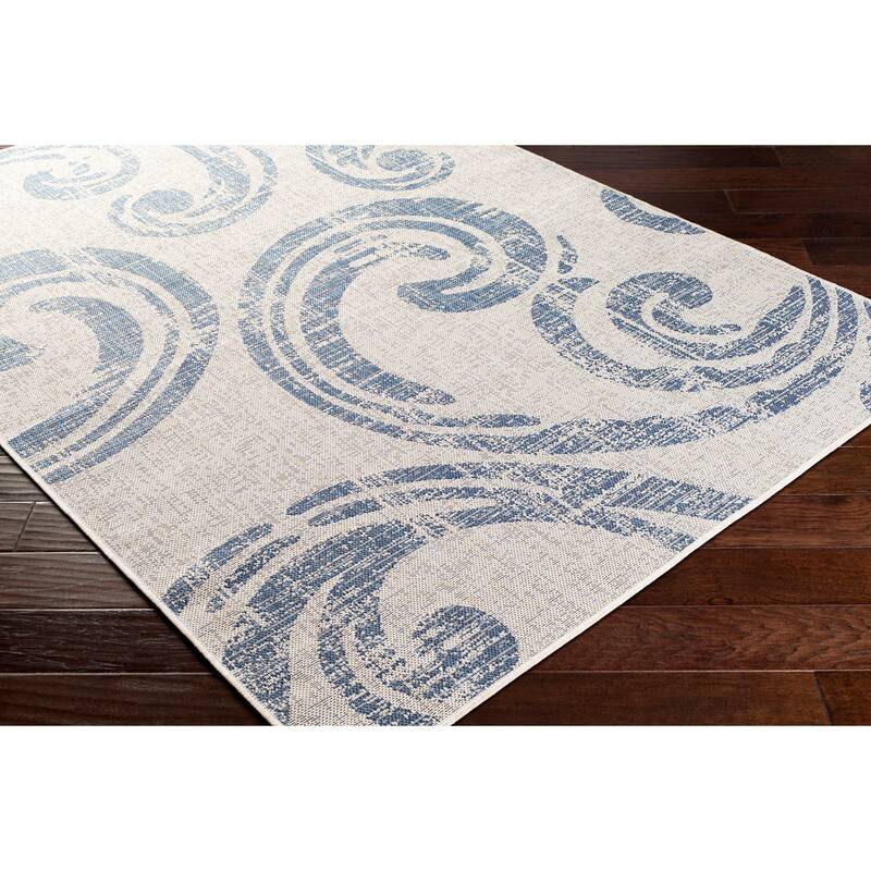 Kimarlee Indoor/ Oudoor Scroll Area Rug