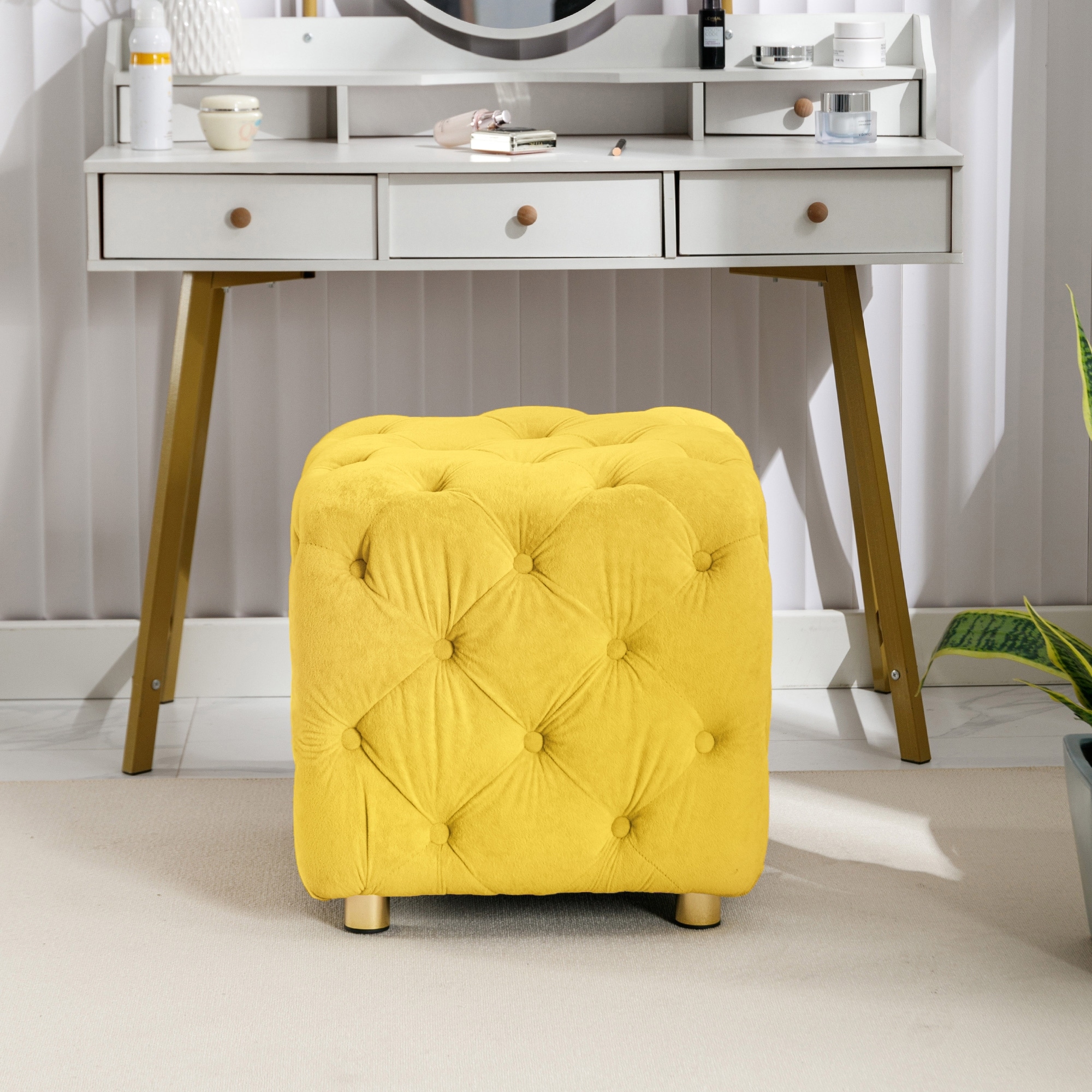 18 inch Modern Velvet Upholstered Cube Ottoman Dressing Makeup Chair