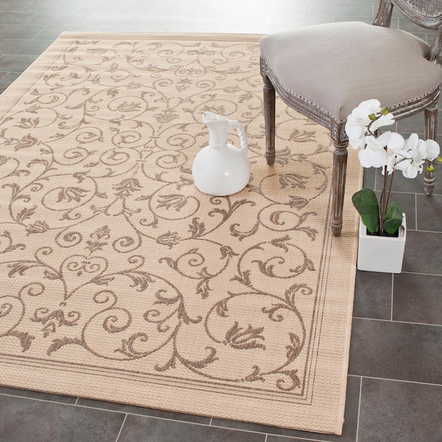 SAFAVIEH Courtyard Clarine Indoor/ Outdoor Waterproof Patio Backyard Rug