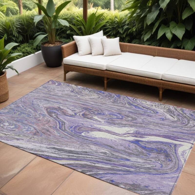 HomeRoots Abstract Transitional Rectangle Outdoor Rug - 10' X 14'