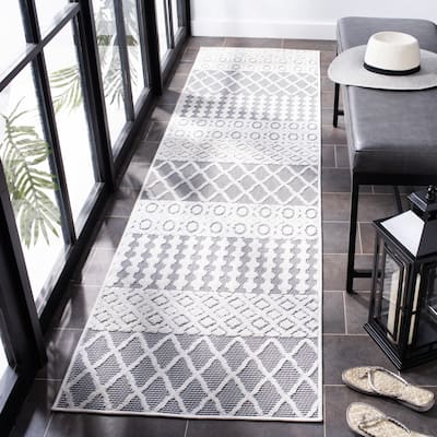 SAFAVIEH Cabana Selinde Indoor/ Outdoor Waterproof Patio Rug