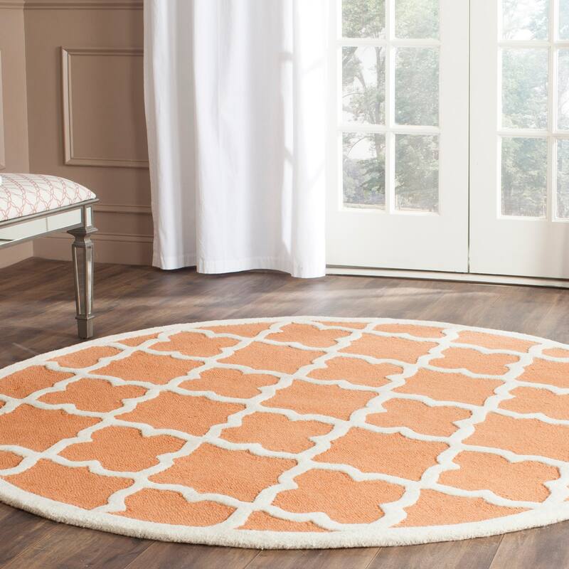 SAFAVIEH Handmade Cambridge Tinca Modern Moroccan Wool Rug - 6' Round - Coral/Ivory