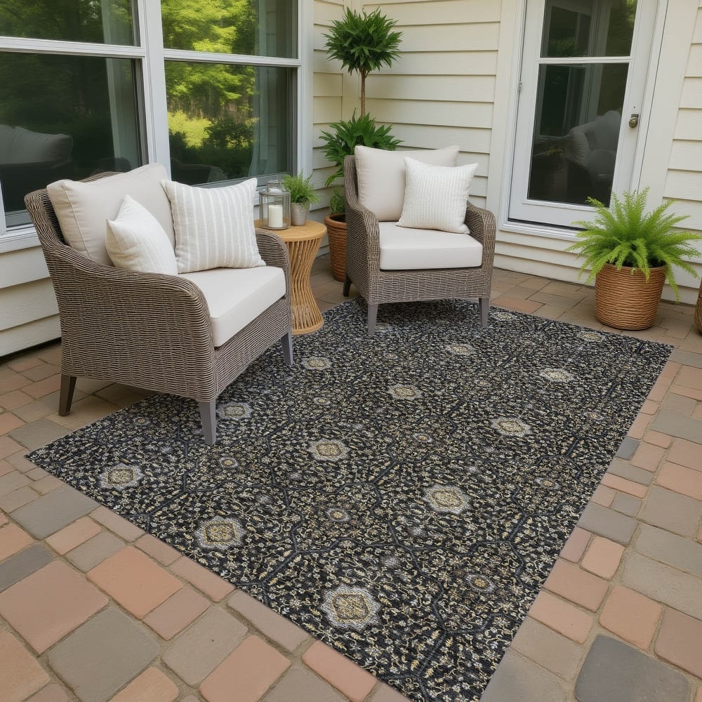 Machine Washable Indoor/ Outdoor Traditional Mika Chantille Rug
