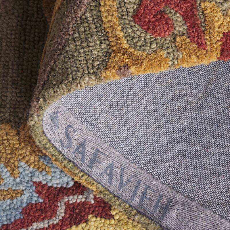 SAFAVIEH, Handmade Marietje Blossom French Country Wool Area Rug