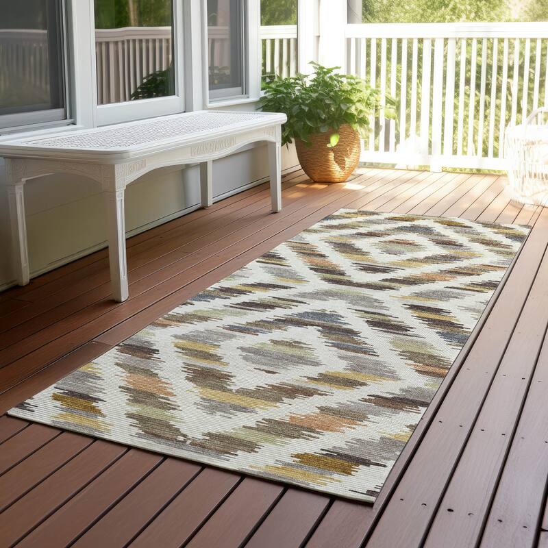 Machine Washable Indoor/ Outdoor Global Diamdon Chantille Rug - Chocolate - 2'3" x 7'6"