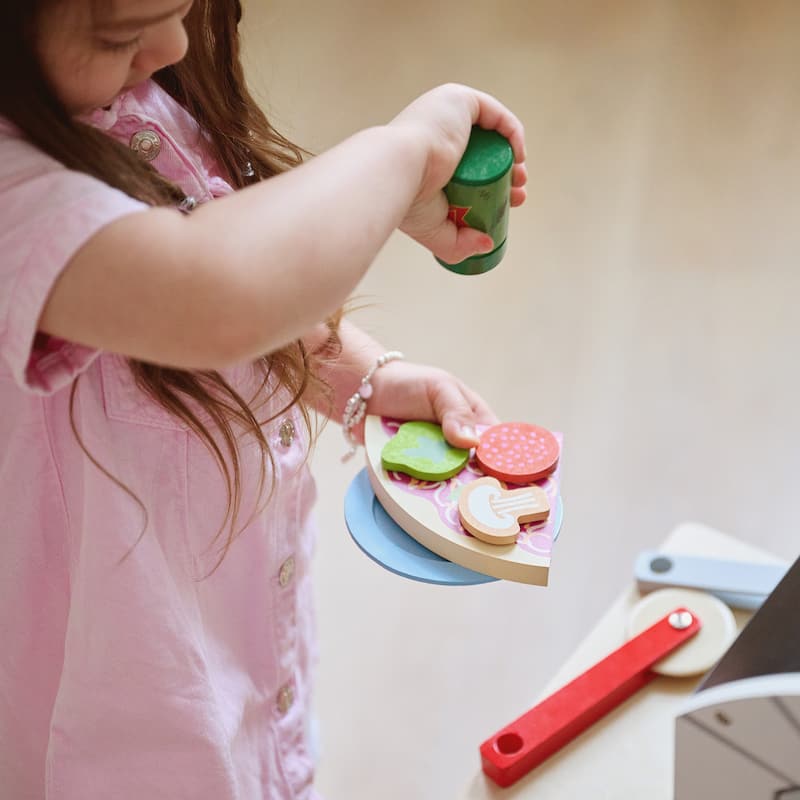 Teamson Kids My Little Helper Pizza Oven, Rolling Wooden Kids Play Kitchen & Pretend Cooking Set, 24 pcs Accessories