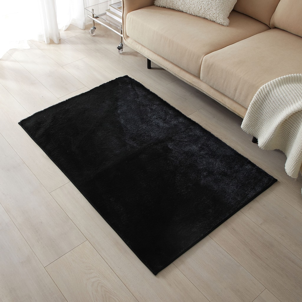 Nanshing Shannen Solid Shaggy Rug - 2' 6" x 3' 10"