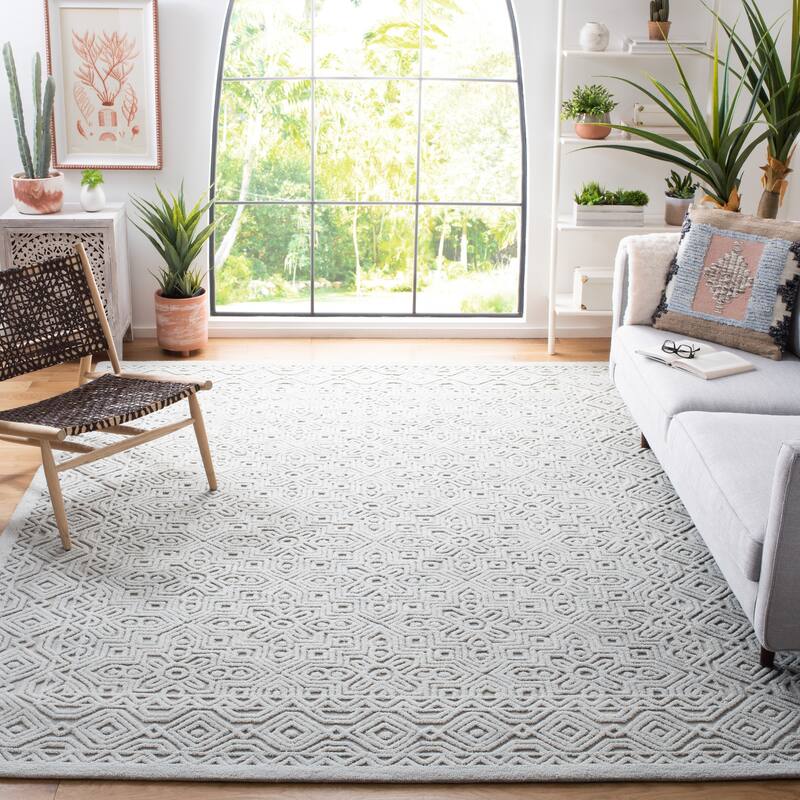 SAFAVIEH Handmade Textural Tarsha Wool Rug - 10' x 14' - Silver
