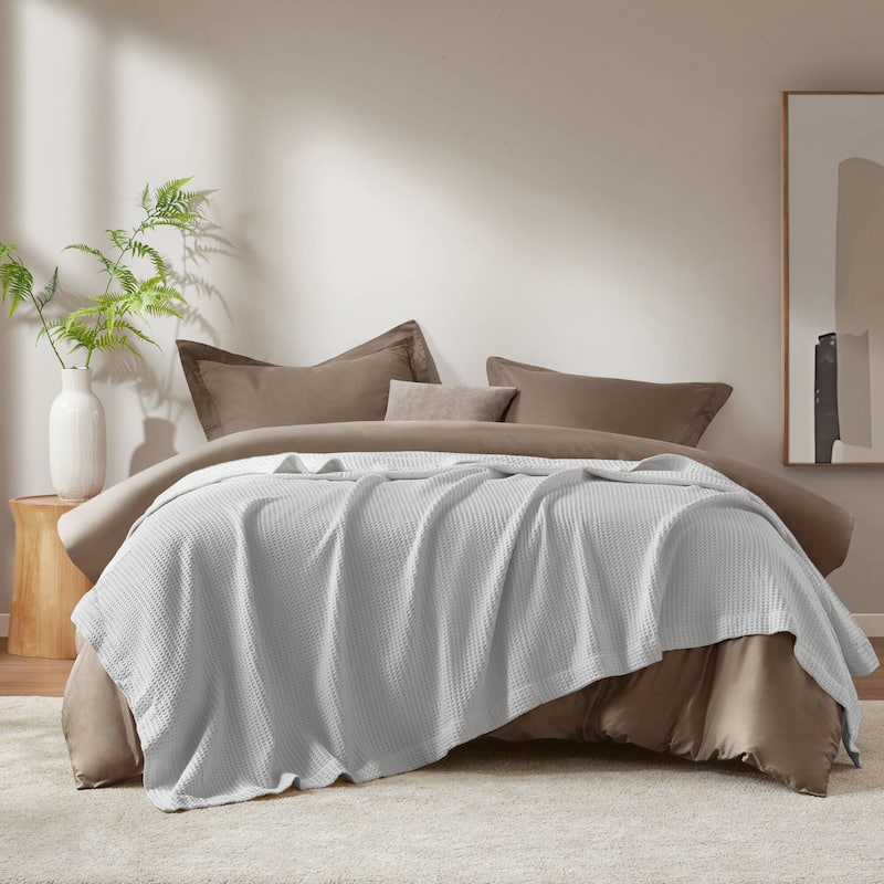 Madison Park Waffle Weave Cotton Blanket