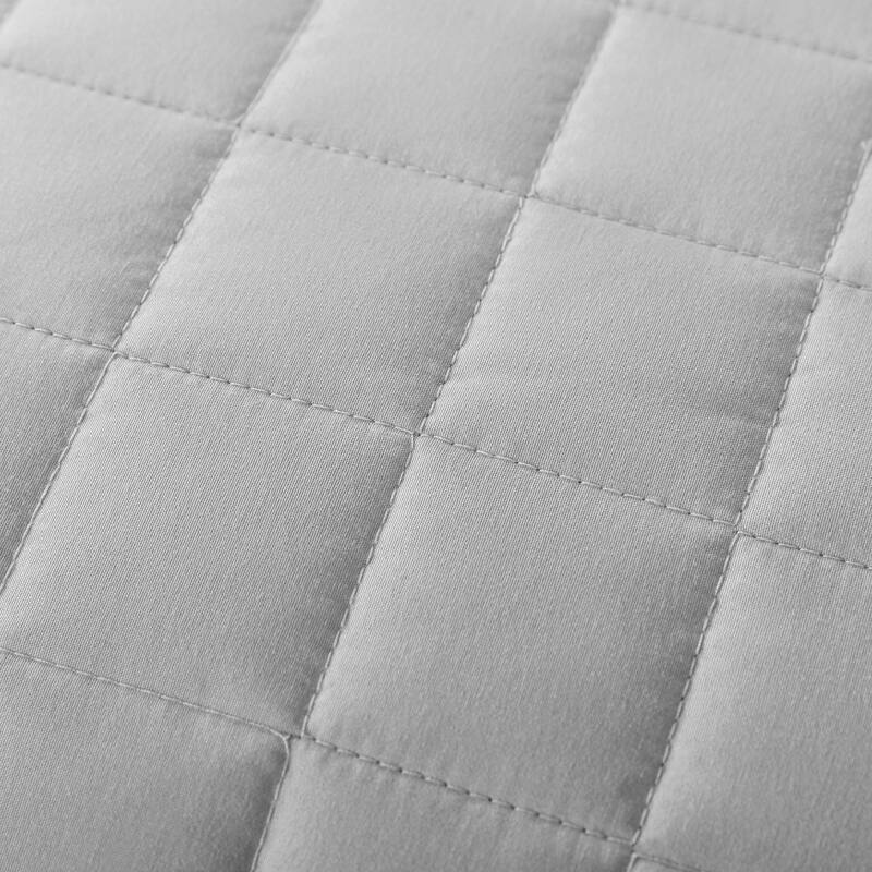 Velvet Trim Down Alternative Blanket