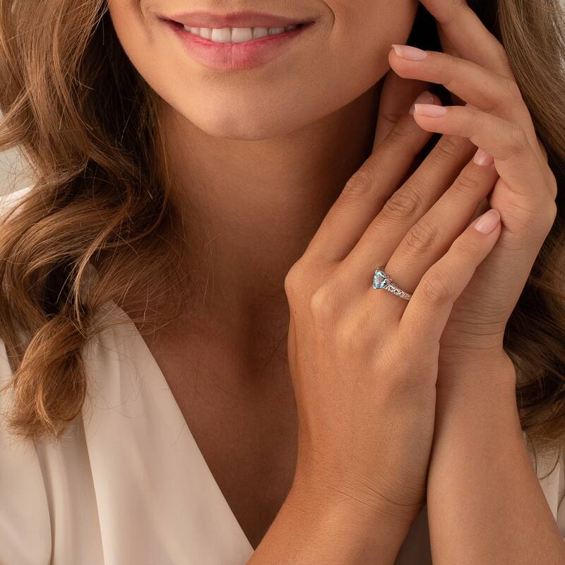 Sterling Silver 1.5 ct Swiss Blue Topaz Promise Ring