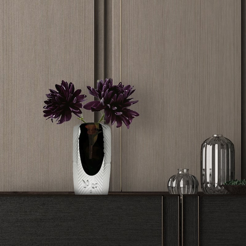 8" High Premium Contemporary Glass Vase for Flowers in Smoke
