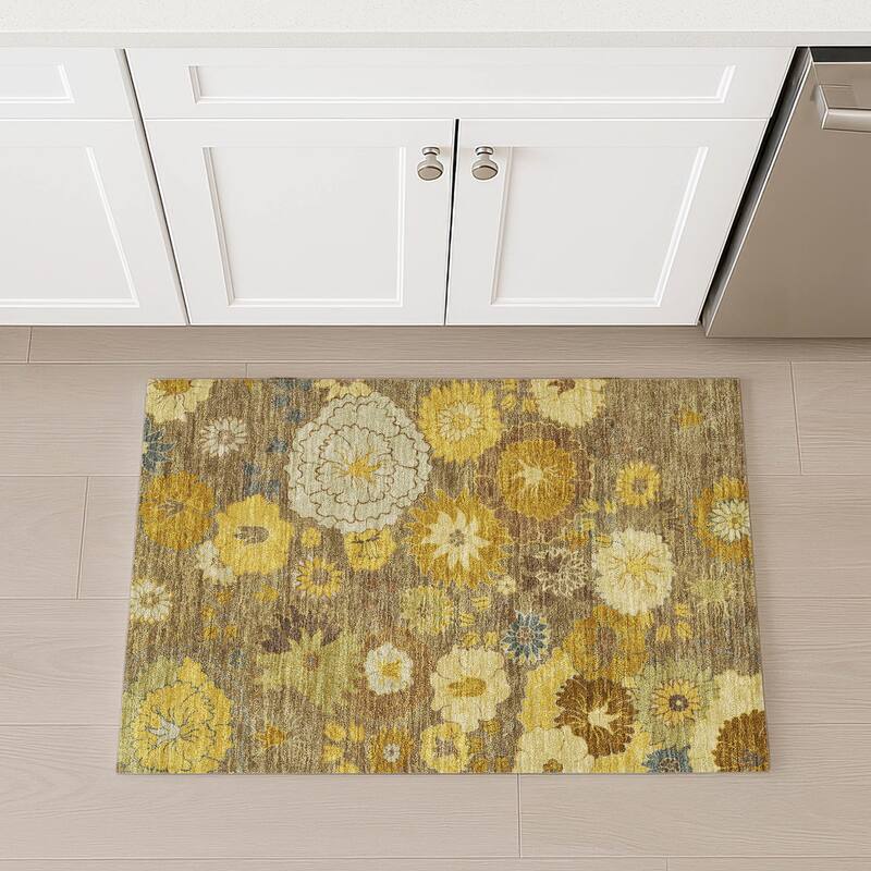 Machine Washable Indoor/ Outdoor Modern Floral Chantille Rug