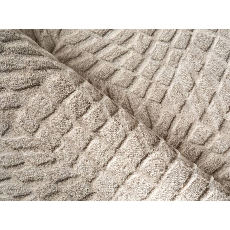 Sandro Handmade New Zealand Wool in Silver Area Rug