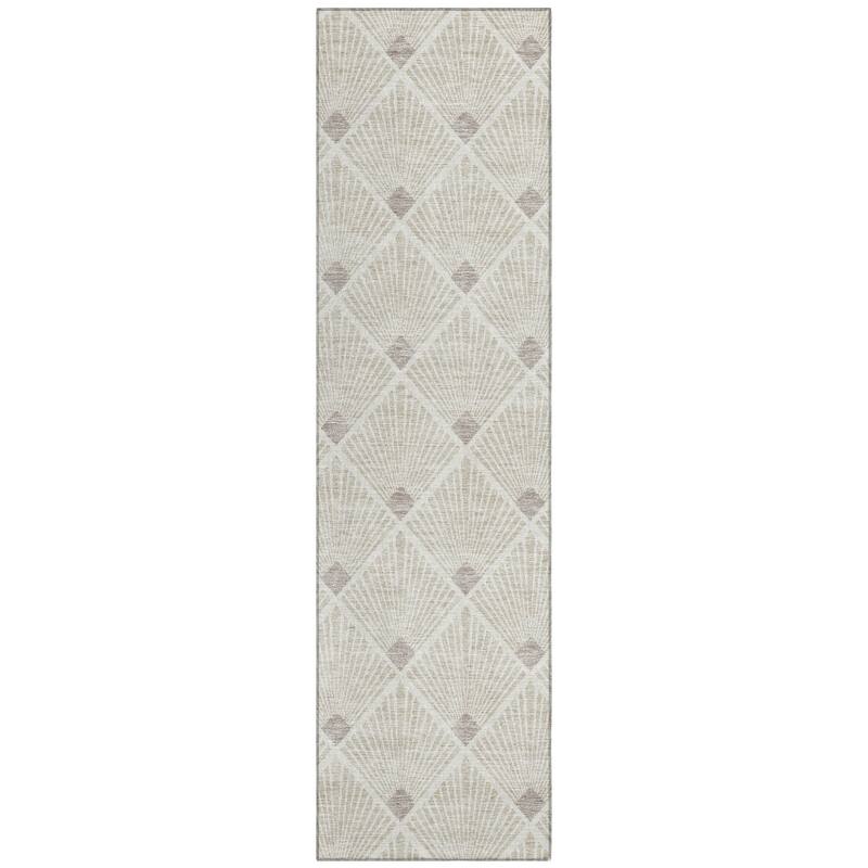 Machine Washable Indoor/ Outdoor Chantille Modern Shells Rug