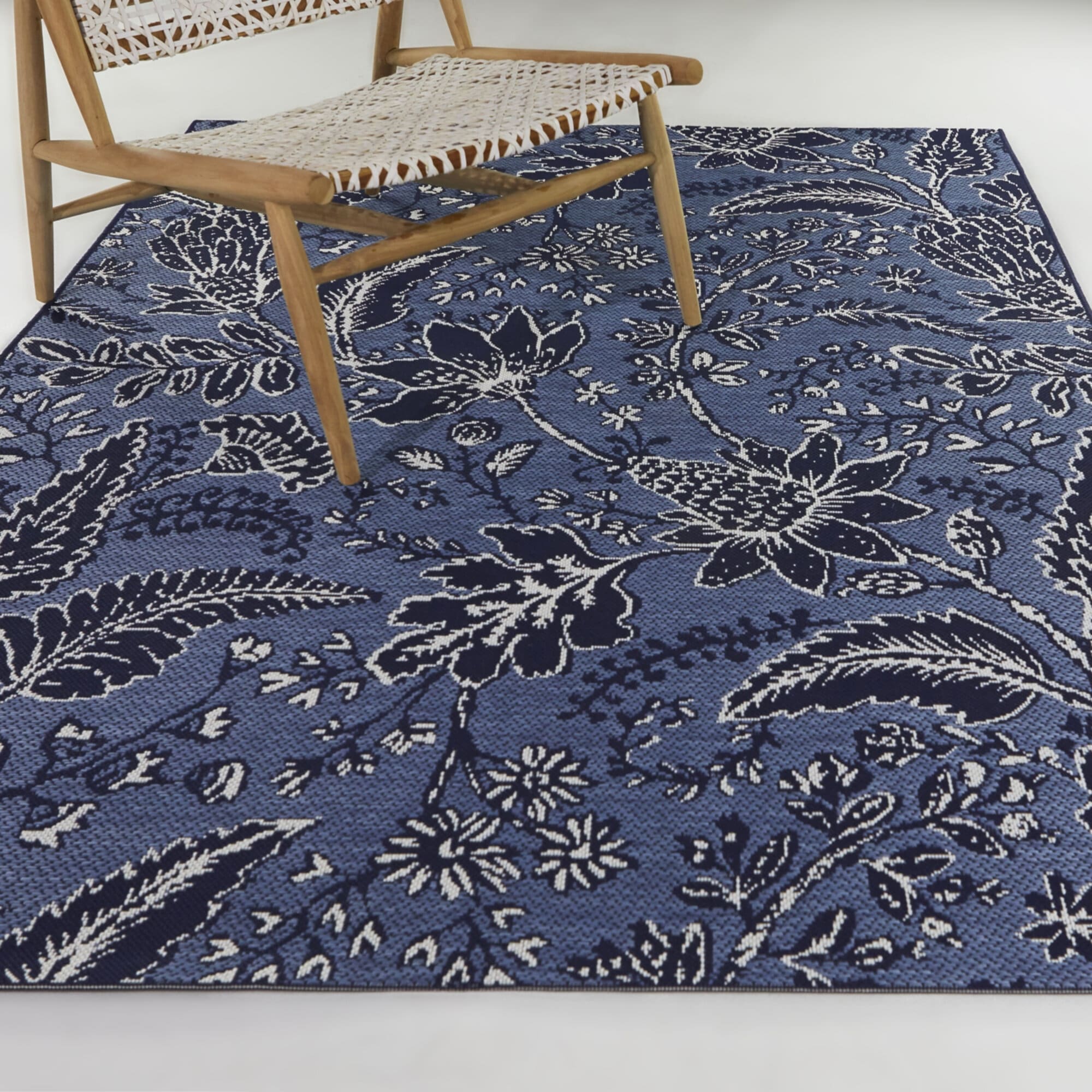 Rosemont Floral Indoor/Outdoor Area Rug