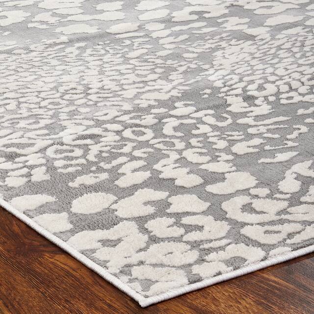 N Natori Serengeti Leopard Area Rug