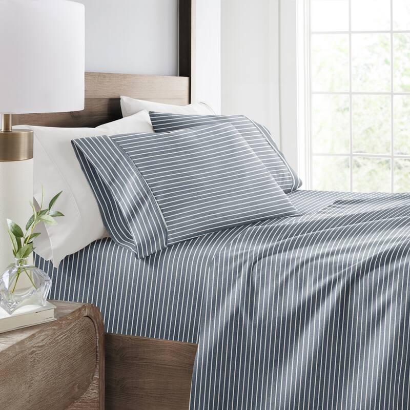 Soft Lines Patterned Ultra-Soft Bed Sheet Set