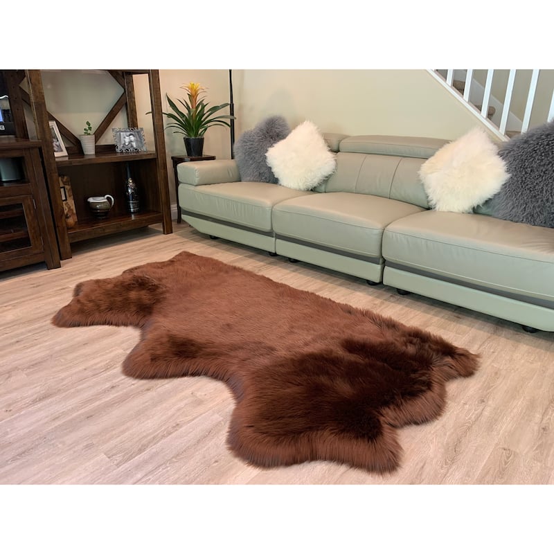 Ovella Home Premium Luxurious Faux Sheepskin 3-Pelt Plush Shag Area Rug - 3' x 5'6' - 3' x 6'