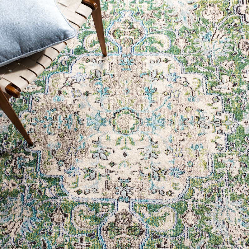SAFAVIEH Madison Sabire Boho Medallion Distressed Rug