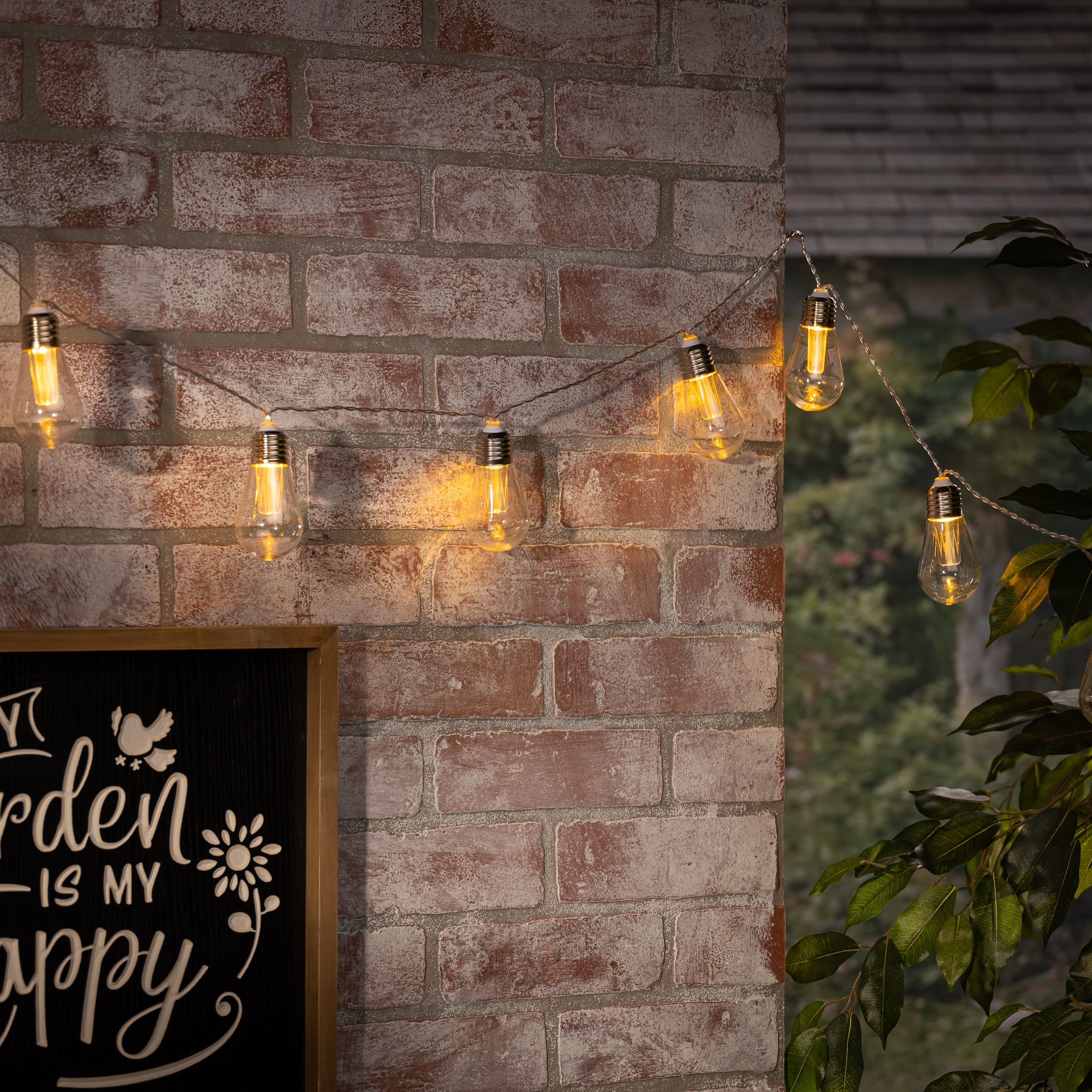 6 Foot Modern Solar LED Bullet Patio String Lights