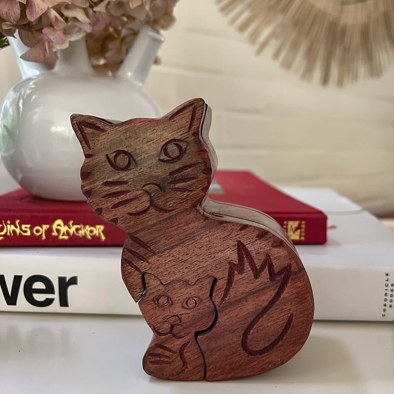 Handmade Mama and Kitten Sheesham Wood Puzzle Box