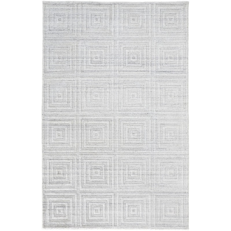 Vetu Traditional Woven Area Rug By HomeRoots - 4' x 6'