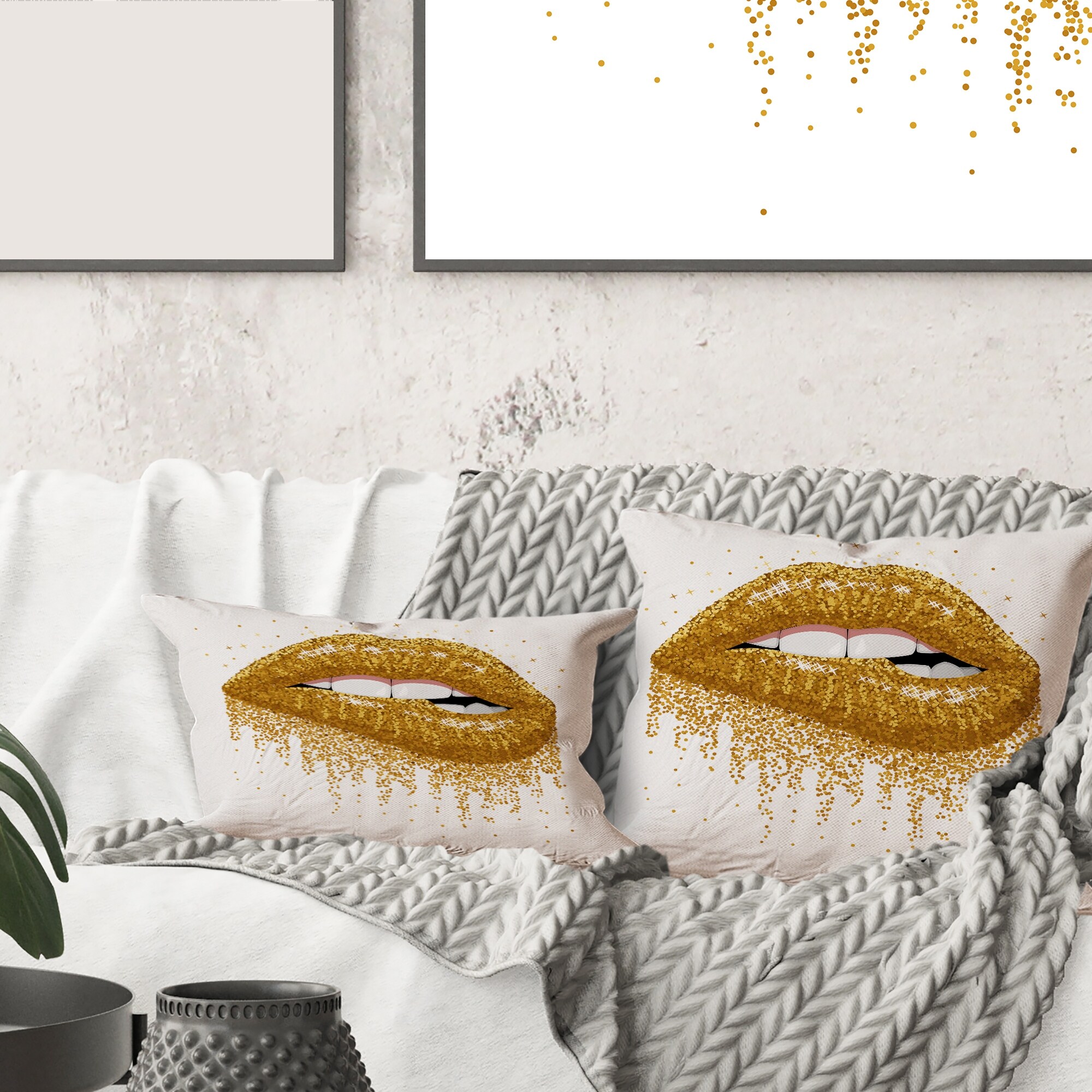 Gold lips sale pillow