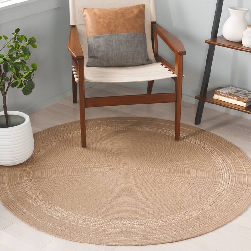 SAFAVIEH Handmade Braided Juditha Jute Reversible Rug - 5' x 8' Oval - Natural/Beige