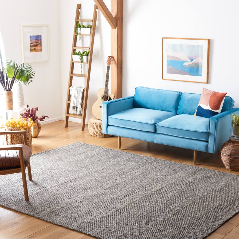 SAFAVIEH Marbella Kevser Wool Rug - 9' x 12' - Dark Grey