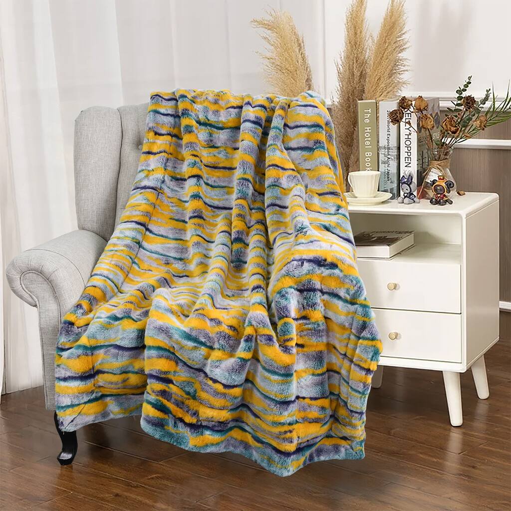 Home Soft Things Jacquard Faux Fur Throw