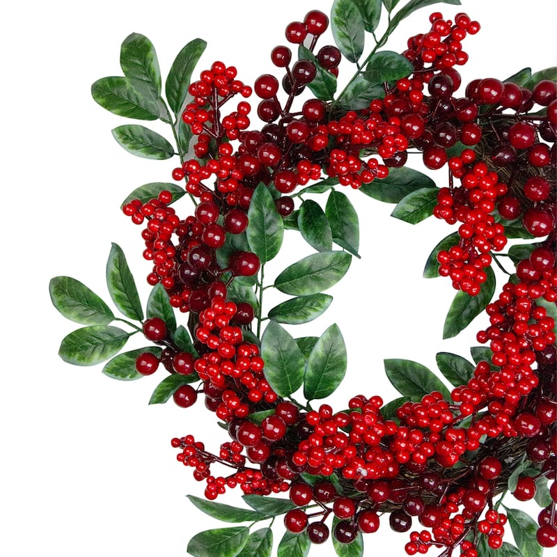 Red Berries Two-Tone Green Leaves Artificial Christmas Wreath 18"