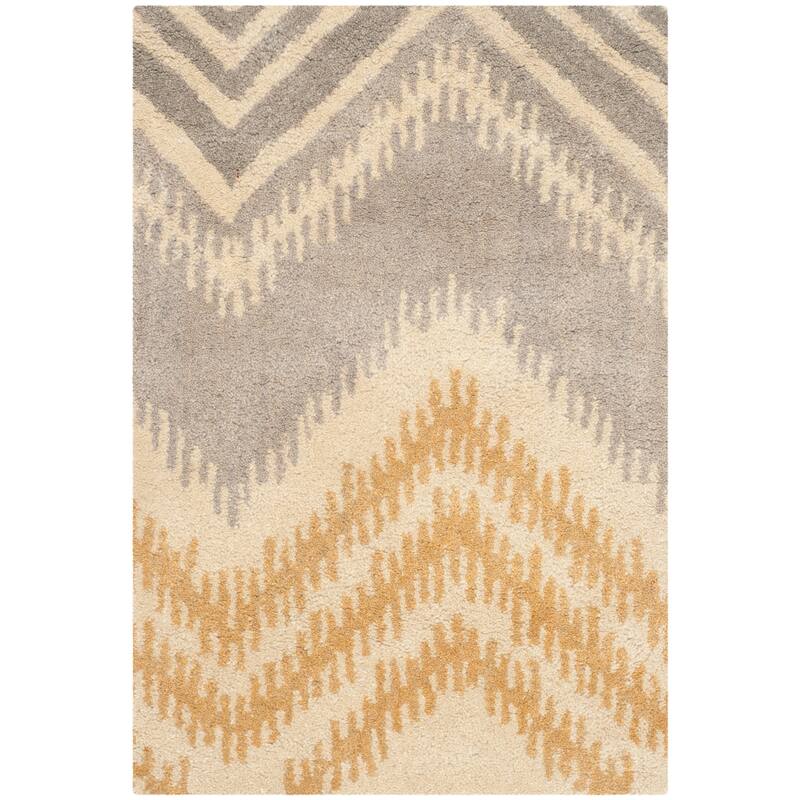 SAFAVIEH Handmade Capri Alexanne Modern Wool Rug