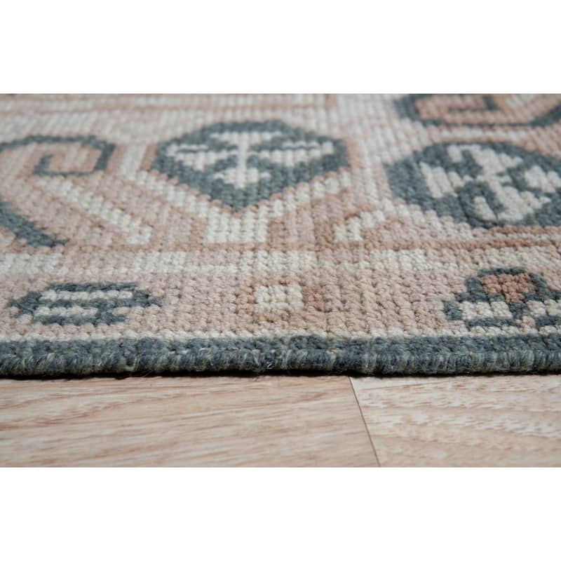 Hand-Knotted Wool Charcoal Traditional Oriental Kotan Rug - Classic Elegance and Timeless Craftsmanship