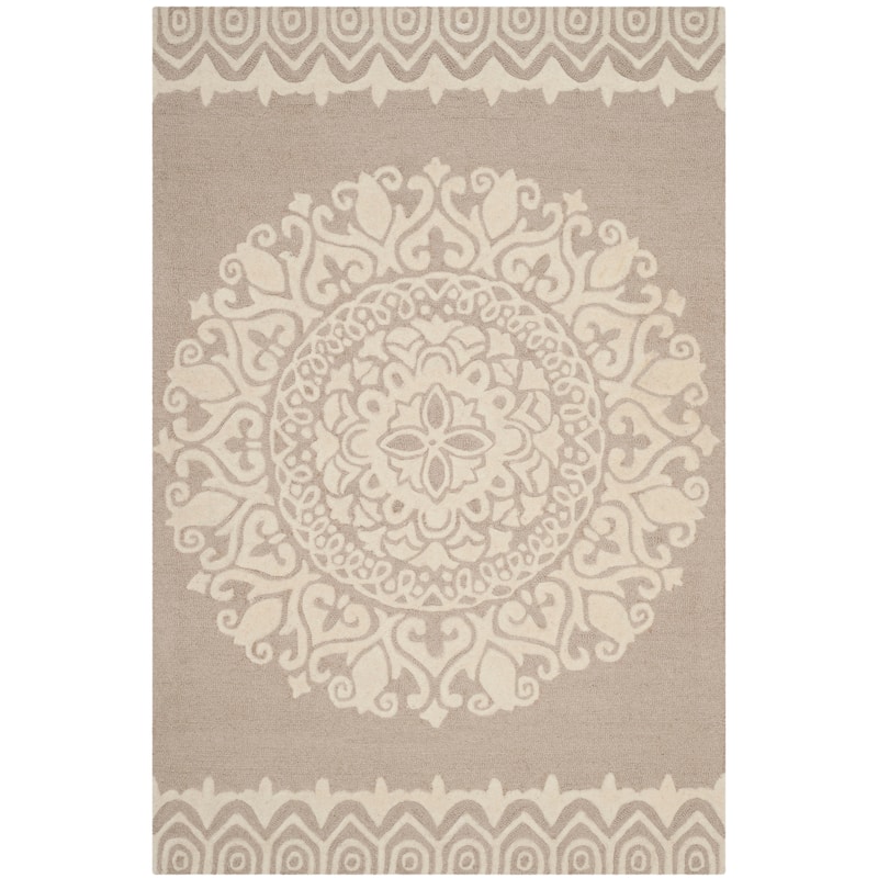 SAFAVIEH, Handmade Bella Willien Modern Floral Wool Rug