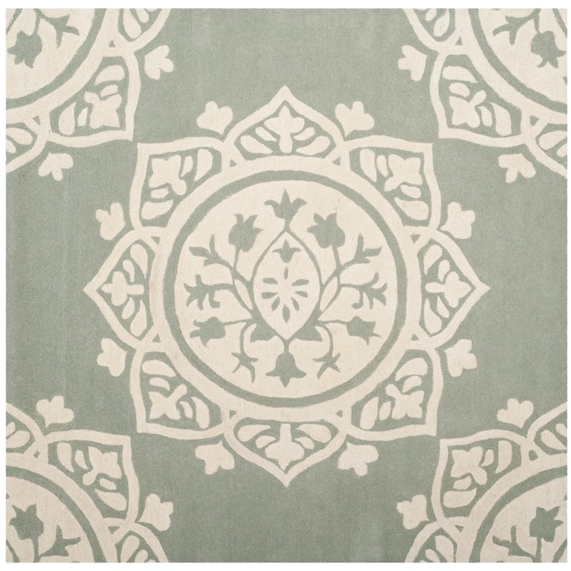 SAFAVIEH Handmade Bella Naina Modern Floral Wool Rug - 5' Square - Grey/Ivory