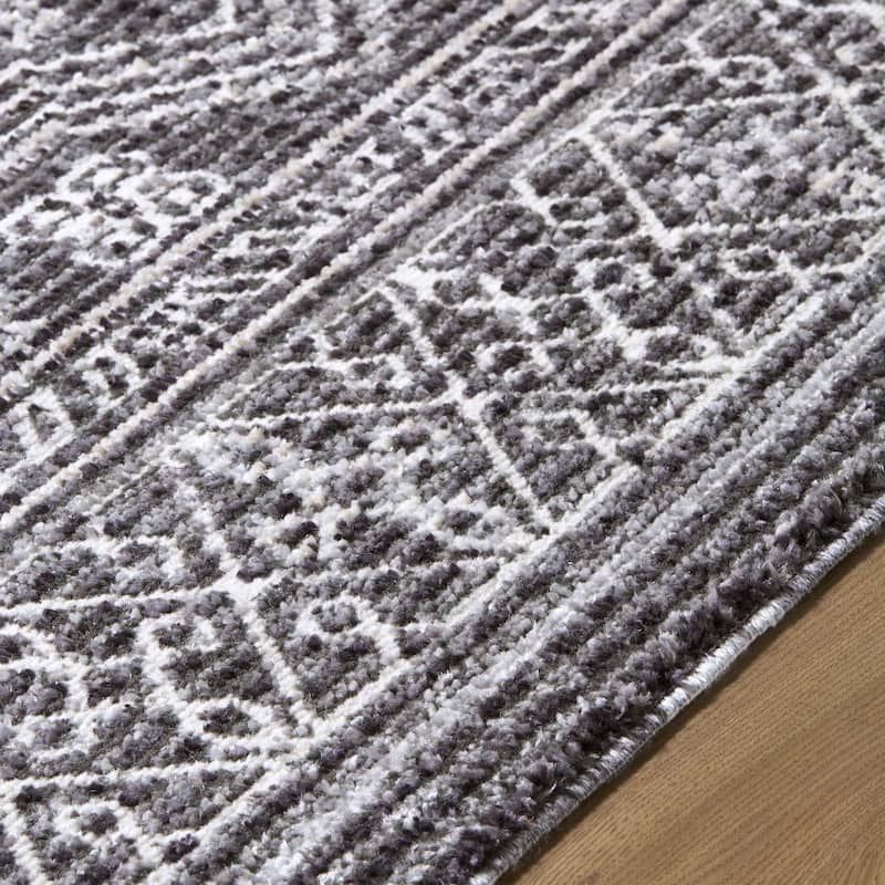 Elle Decor x Livabliss Odeon Modern Area Rug