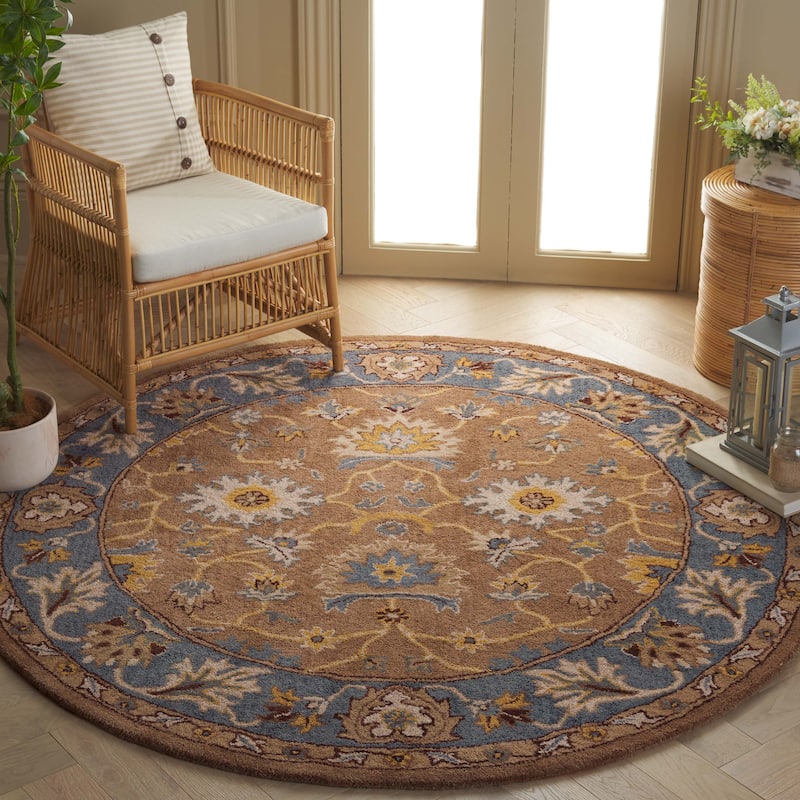 SAFAVIEH Handmade Heritage Truck Traditional Oriental Wool Rug - 6' Round - Camel/Blue
