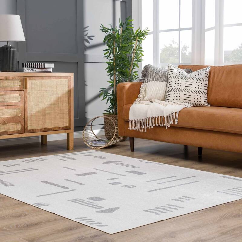 Hauteloom Eitan Modern Abstract Contemporary Machine Washable Area Rug
