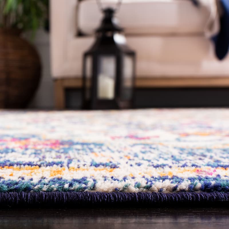 SAFAVIEH Madison Sabire Boho Medallion Distressed Rug