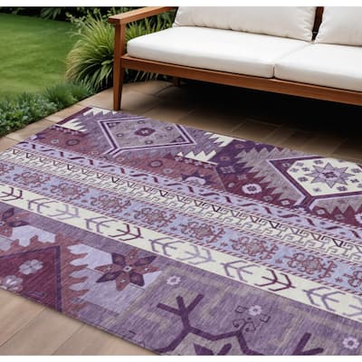HomeRoots Aztec Transitional Rectangle Outdoor Rug