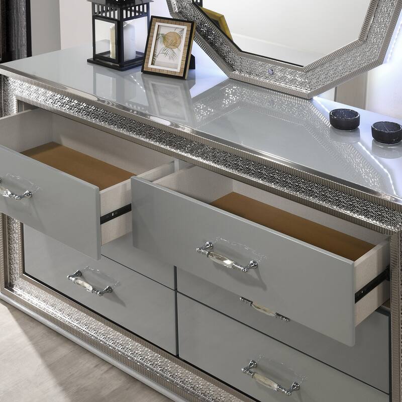 Furniture of America Isabella Glam 5-Piece Metallic Grey Gloss Queen Platform Bedroom Set