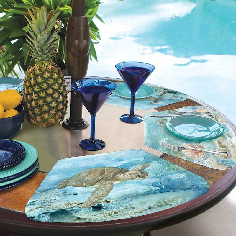 Under Sea Life Wedge Shaped Reversible Flexible Plastic Placemat 4 Pack Made in The USA 17.75" x 11.25" Reversible, Wipes Clean
