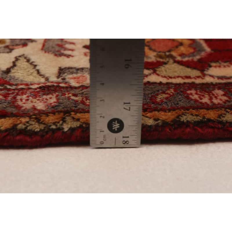 Andelz Red Rug 4'3" x 6'9" - 5'3 x 7'9